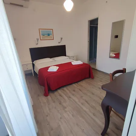 Hotel Tirreno Alassio