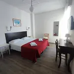 Tirreno Szálloda *