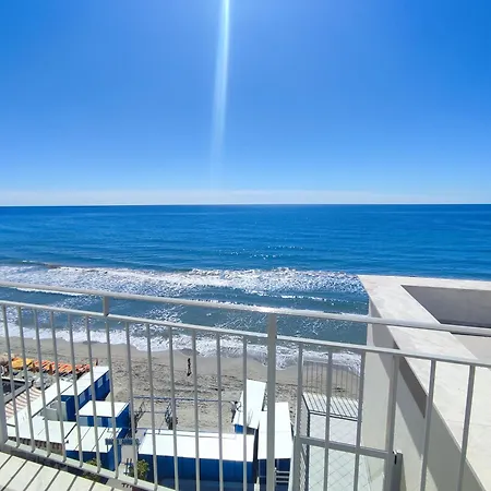 Szálloda Tirreno Alassio