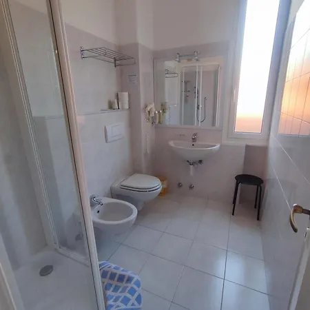 Tirreno * アラッシオ