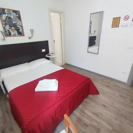 Szálloda Tirreno Alassio