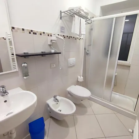 Tirreno ホテル アラッシオ